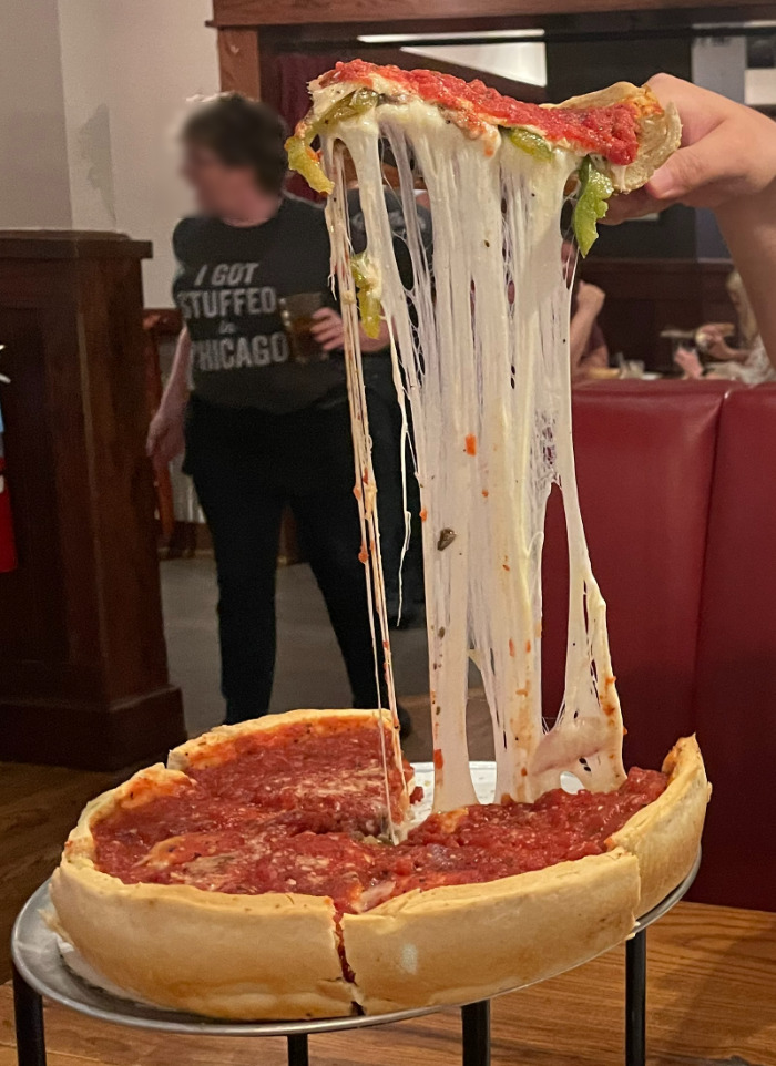 ジョルダーノスのディープディッシュピザ