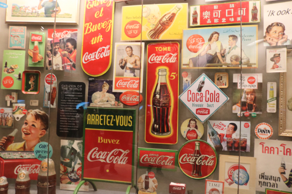 コカコーラ博物館の展示